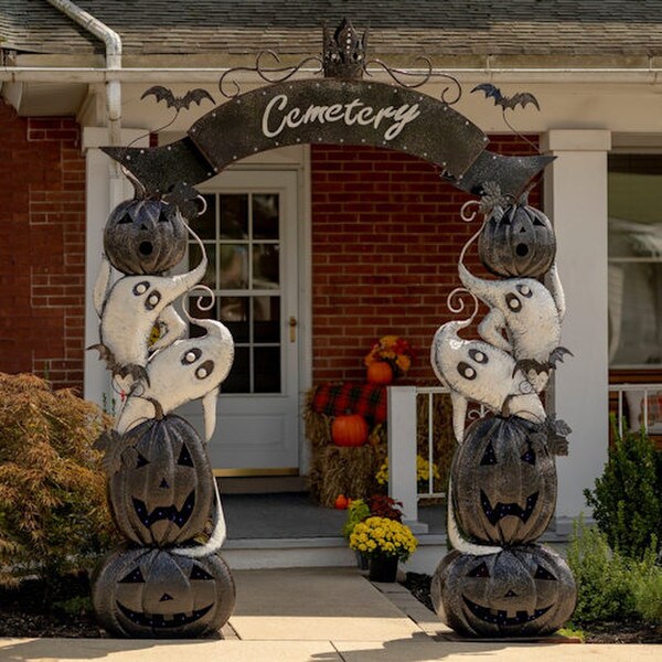 Halloween Cemetery Arch Lighted Pumpkins